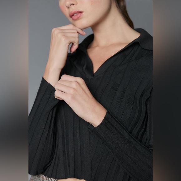 ✨NWT✨ Anthropologie Maeve Ribbed V-Neck Polo Sweater Black Size XS - Picture 5 of 8